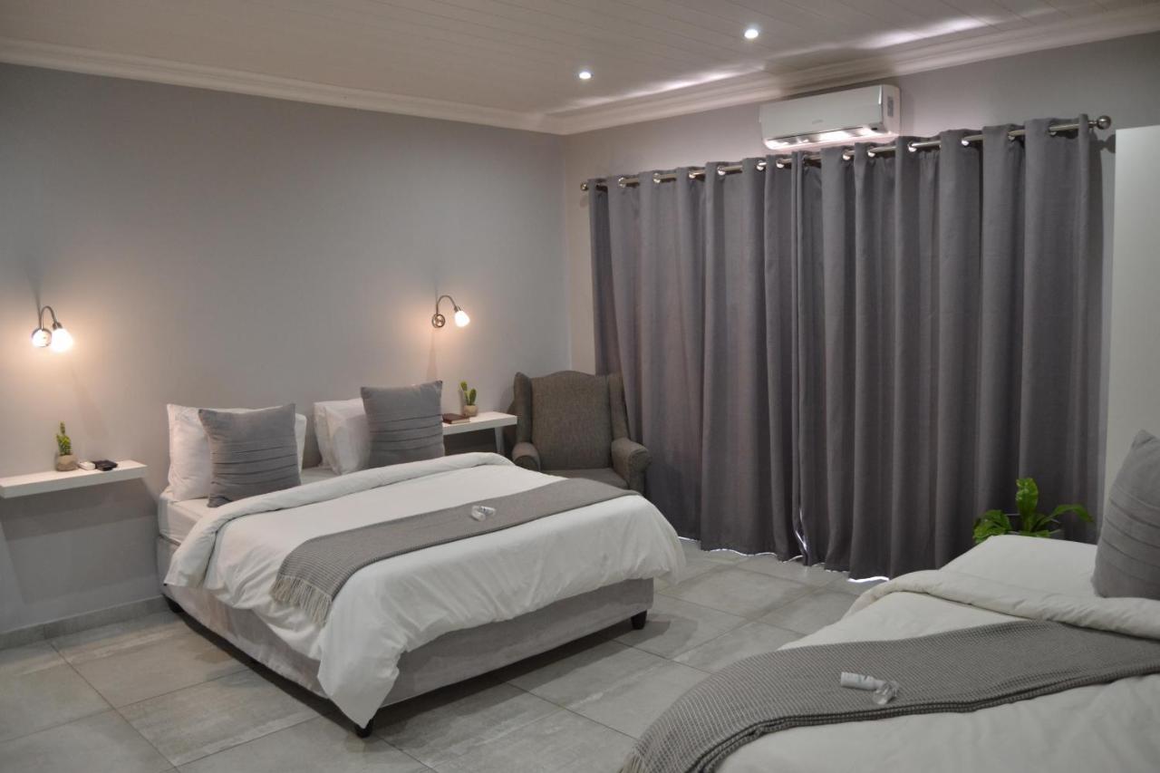 African Sands Guesthouse Load Shedding Free 布隆方丹 外观 照片