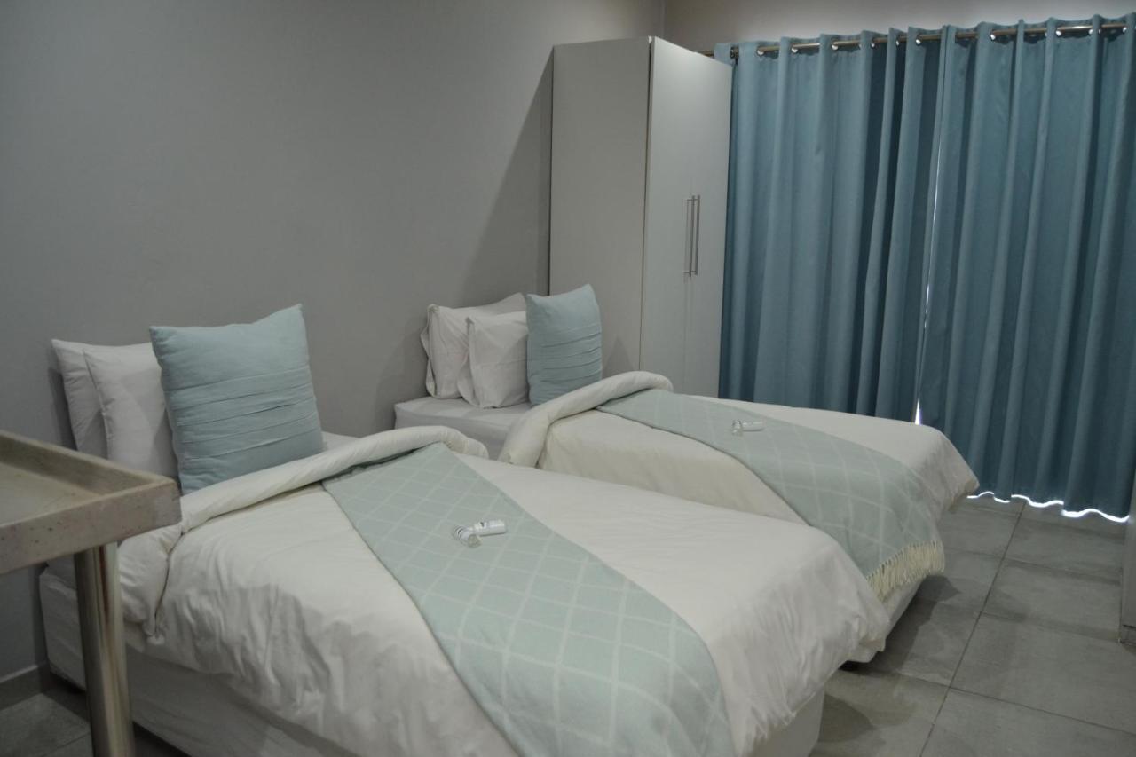 African Sands Guesthouse Load Shedding Free 布隆方丹 外观 照片