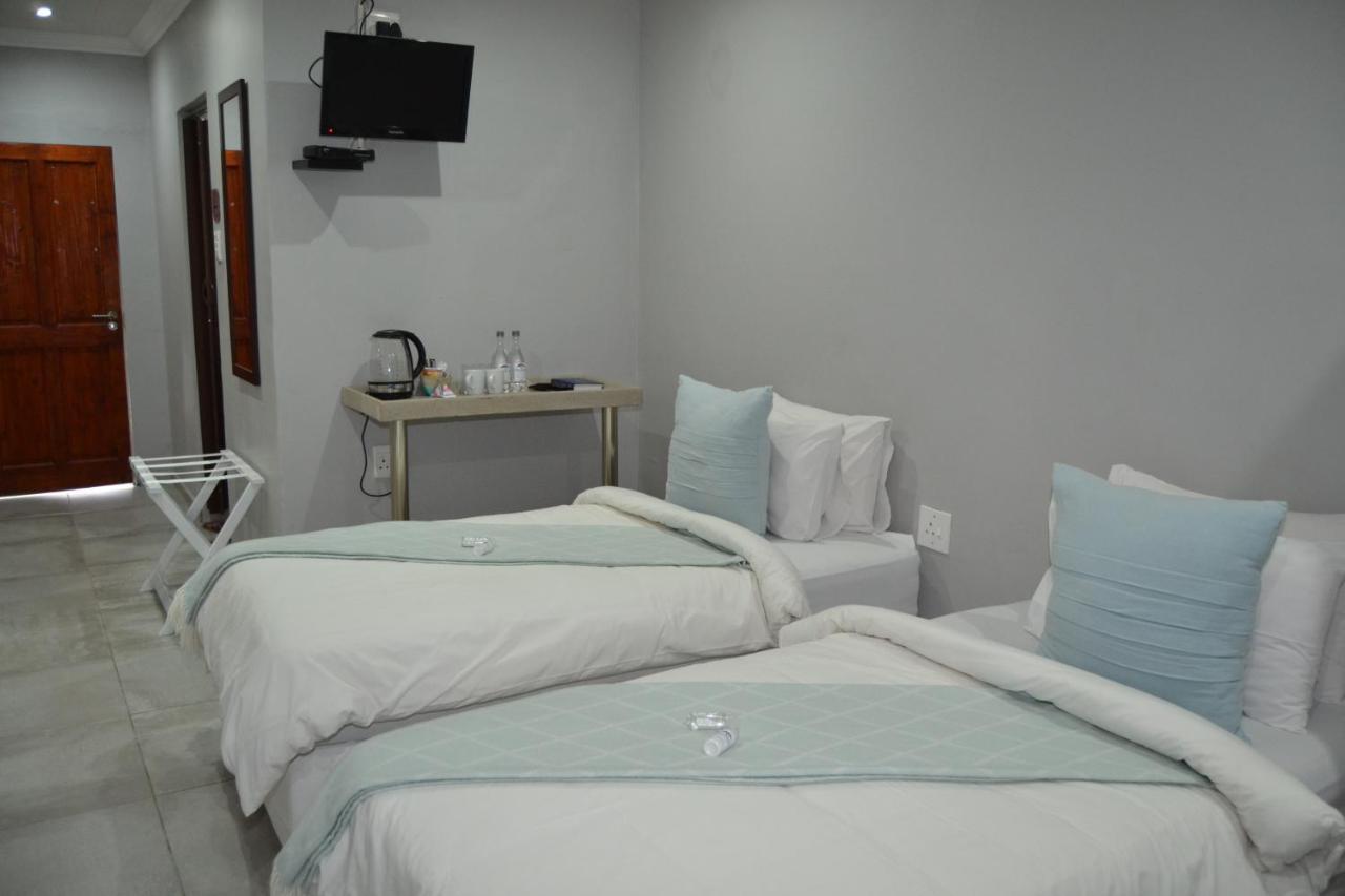African Sands Guesthouse Load Shedding Free 布隆方丹 外观 照片