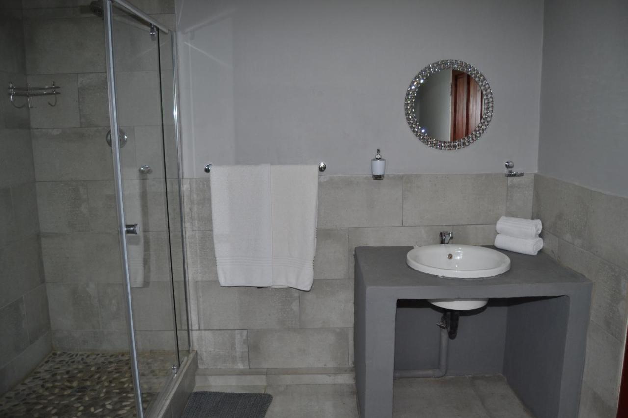 African Sands Guesthouse Load Shedding Free 布隆方丹 外观 照片